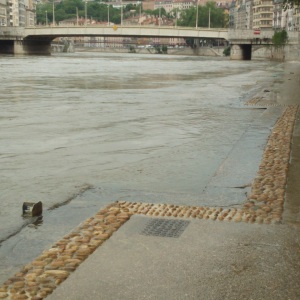 Vigicrues inondation Pont-la-Feuillée Saône